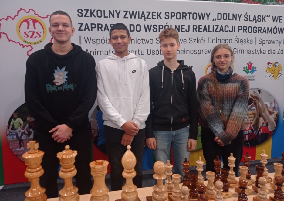 XIX miejsce szachistów na Dolnośląskiej Licealiadzie w Szachach Szybkich