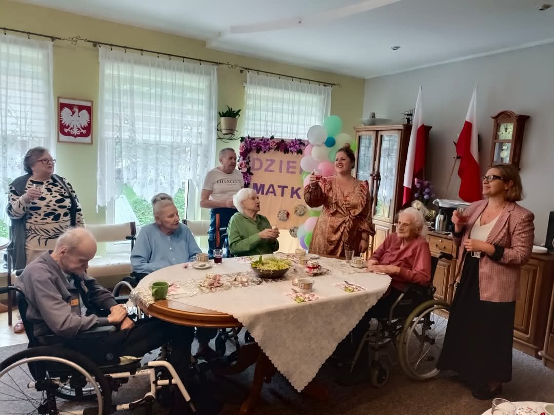 Maj w Domu Pomocy Społecznej “Ostoja”