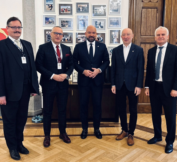 Wrocław dołącza do Związku Powiatów Polskich